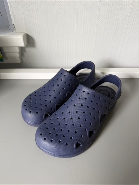 Everywear Other - Everywear Navy Blue Slip-On Ventilated Clogs 11-12 Kids